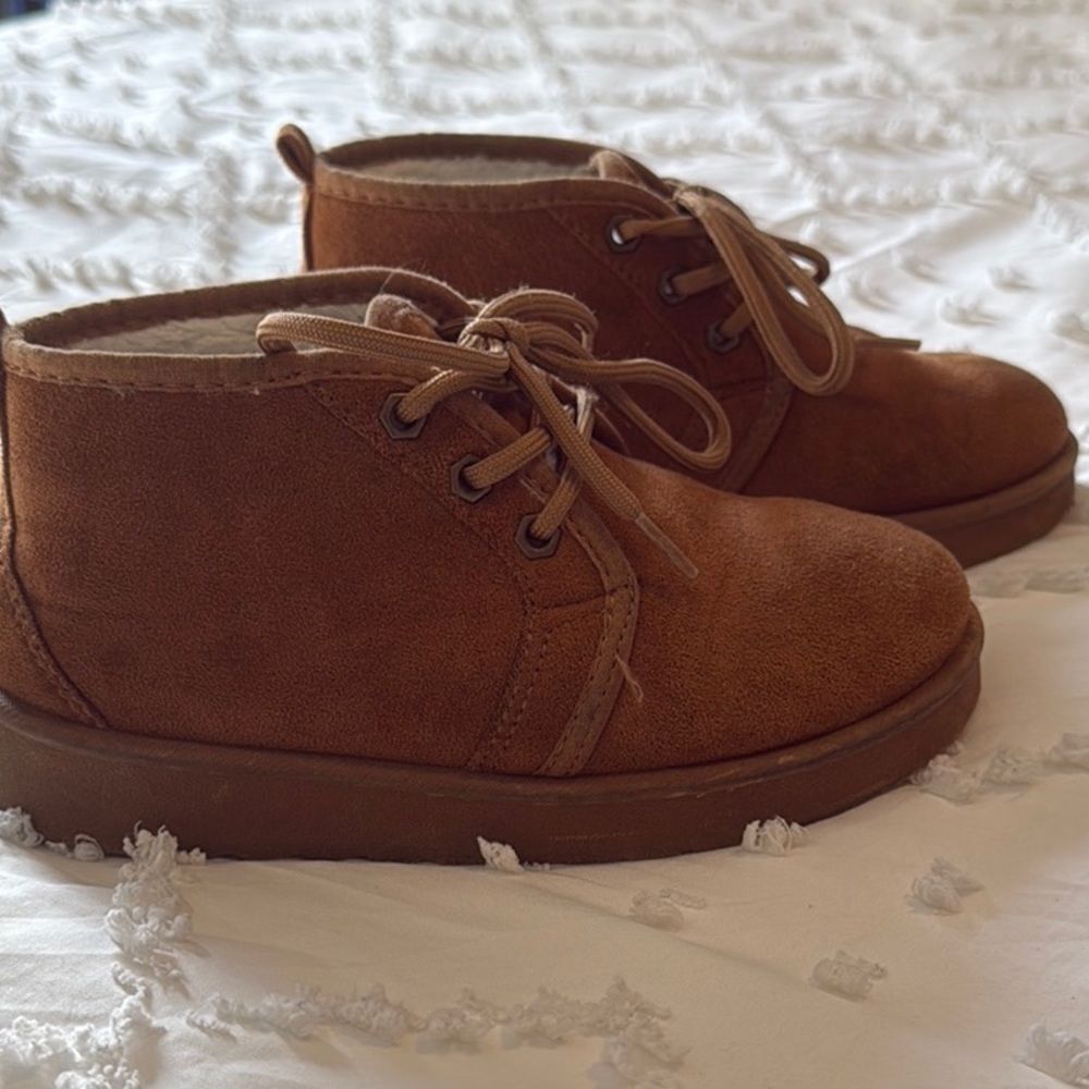 American Exchange Brown Suede Chukka Boots/Booties Boys Size 1